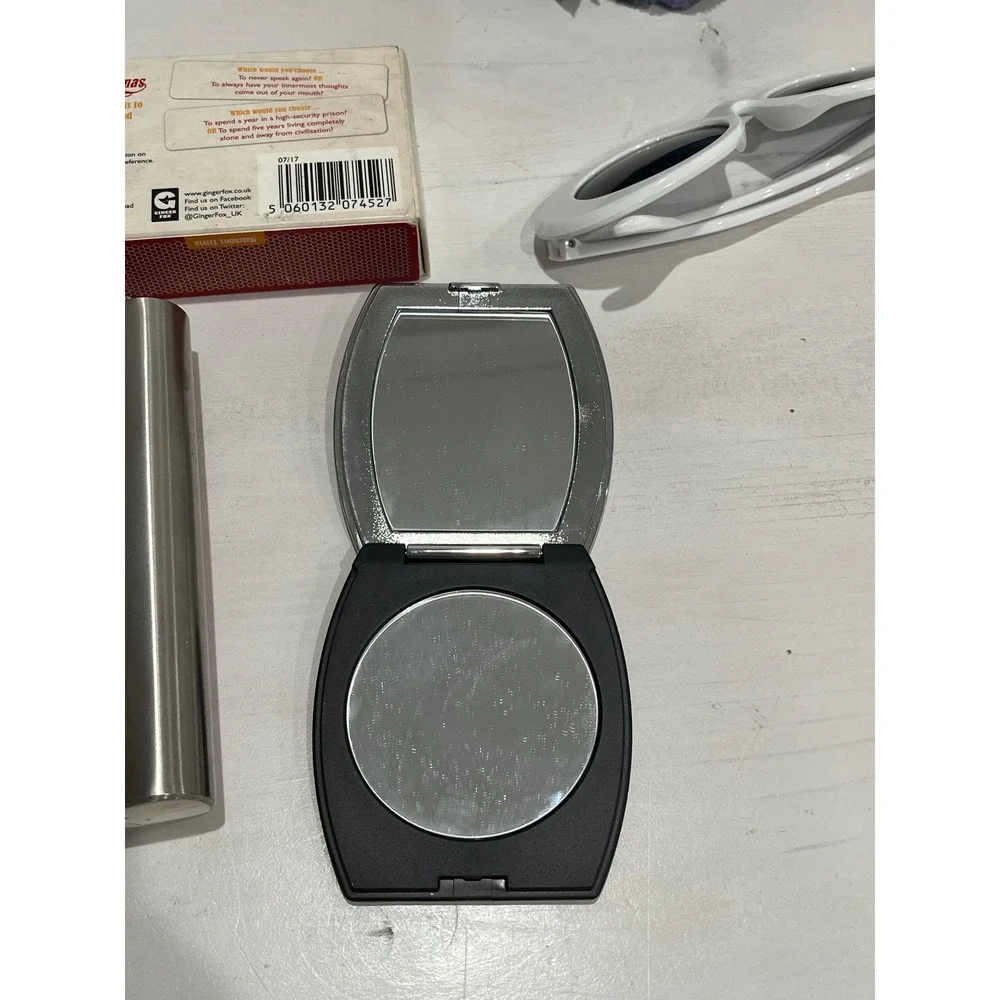 Trixie & Milo Bad Girl Flask Devilish Dilemmas Sunglasses‎ Compact Mirror